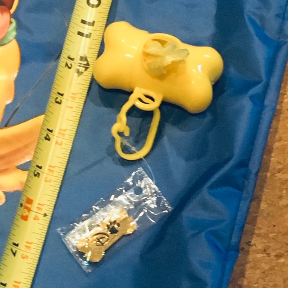 ✨ Disney Doggie Grab Bag & Contents ✨ Pluto ✨ NWT - Picture 5 of 6